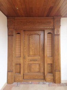 Puerta. Trabajo de Vencomad.