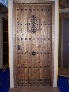 Puerta. Trabajo de Vencomad.