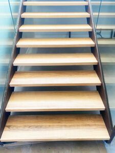 Escaleras de madera