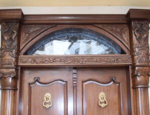 Puerta de madera